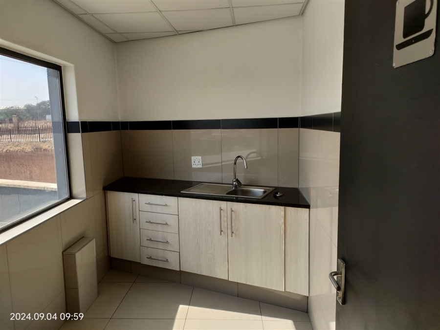 To Let commercial Property for Rent in North Riding Gauteng