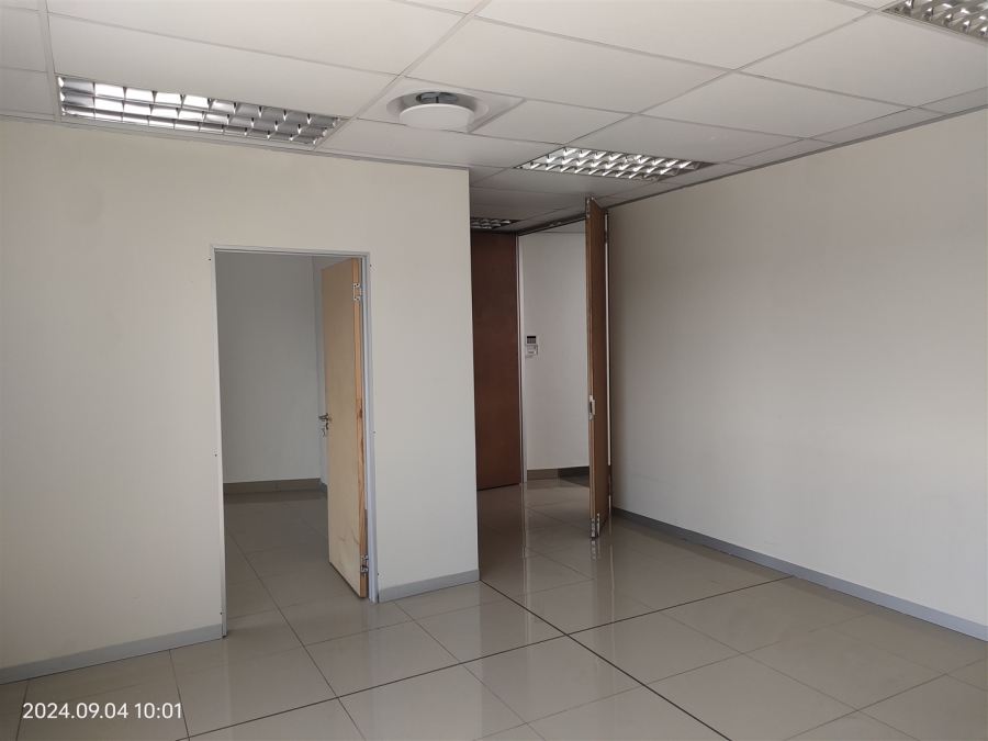 To Let commercial Property for Rent in North Riding Gauteng