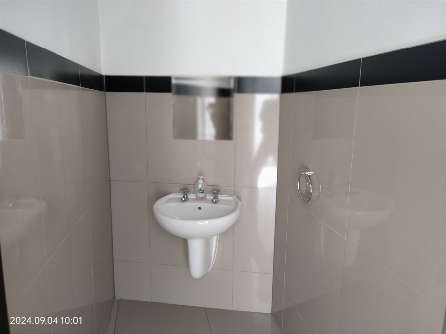 To Let commercial Property for Rent in North Riding Gauteng
