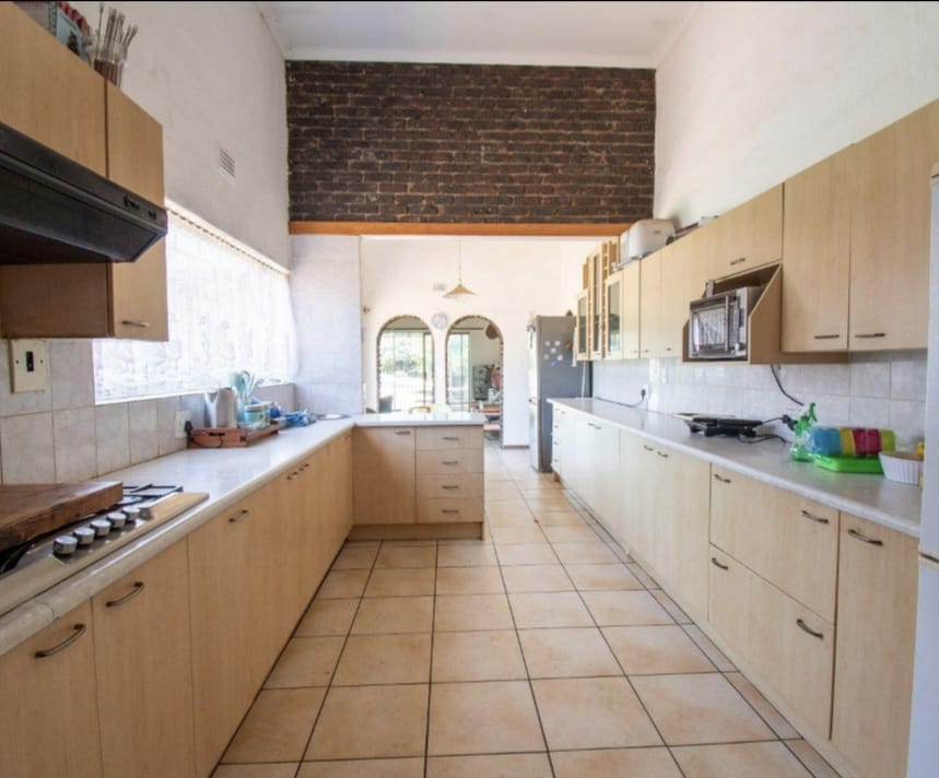 5 Bedroom Property for Sale in Meyerton Central Gauteng
