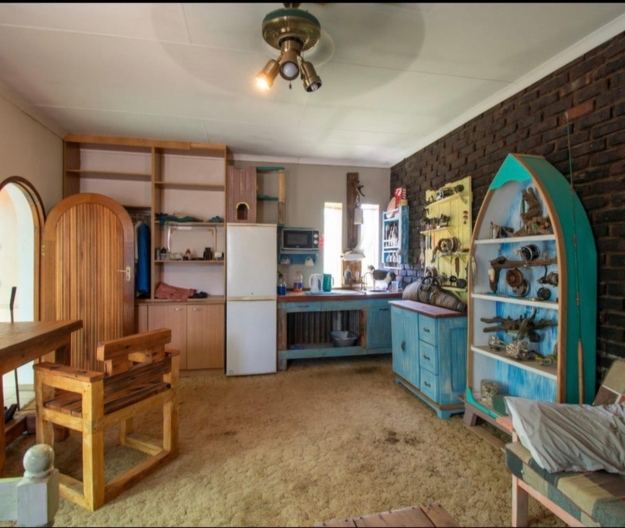 5 Bedroom Property for Sale in Meyerton Central Gauteng