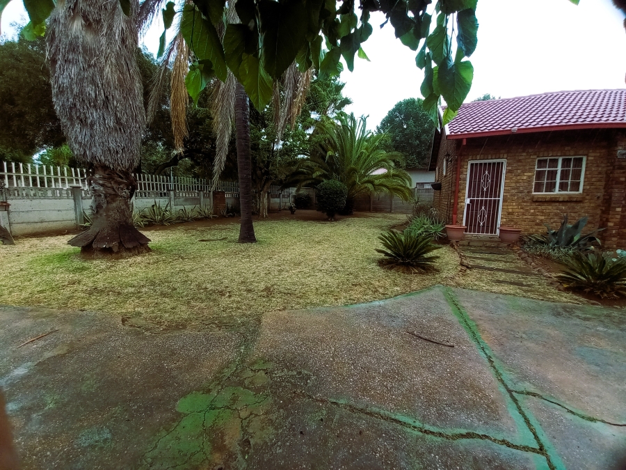 4 Bedroom Property for Sale in Rayton Gauteng