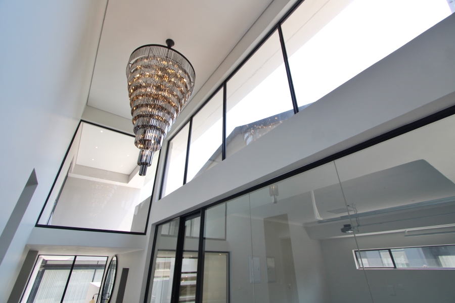 5 Bedroom Property for Sale in Waterfall Gauteng
