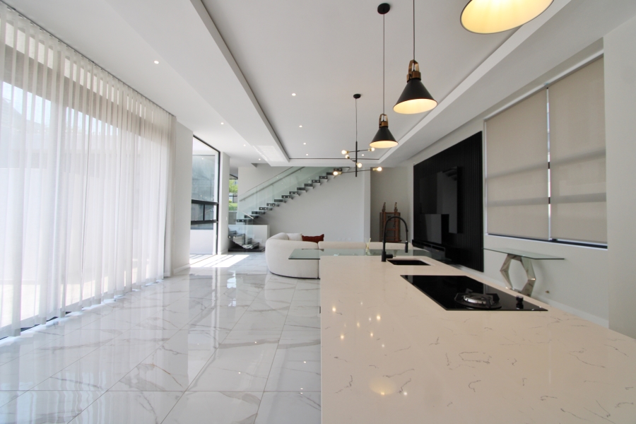 5 Bedroom Property for Sale in Waterfall Gauteng