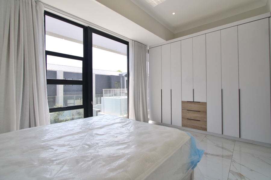 5 Bedroom Property for Sale in Waterfall Gauteng