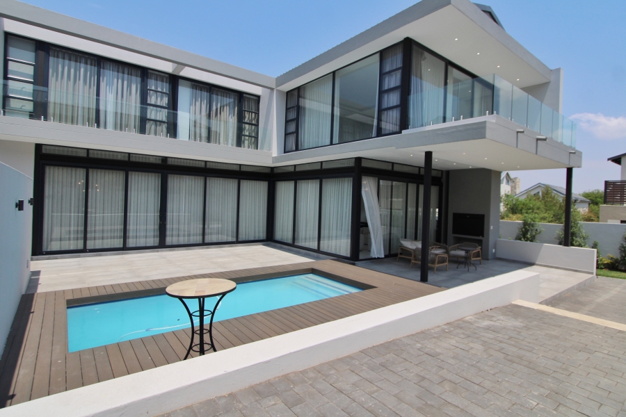 5 Bedroom Property for Sale in Waterfall Gauteng