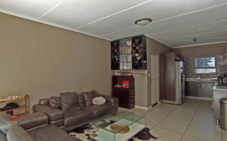 3 Bedroom Property for Sale in Greenstone Hill Gauteng