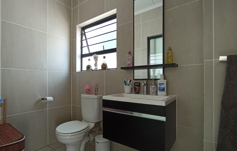 3 Bedroom Property for Sale in Greenstone Hill Gauteng