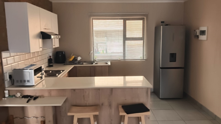 2 Bedroom Property for Sale in Pomona Gauteng