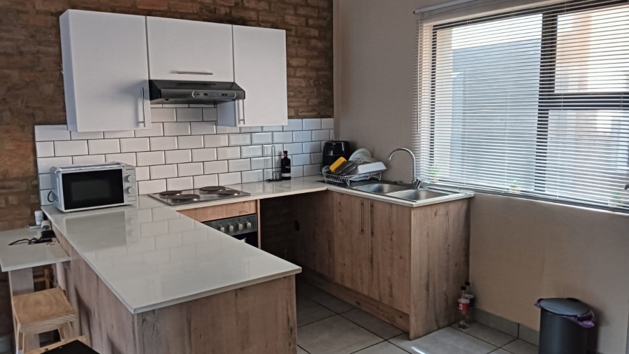 2 Bedroom Property for Sale in Pomona Gauteng