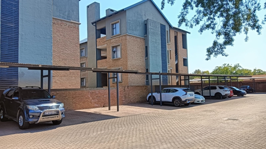 2 Bedroom Property for Sale in Pomona Gauteng