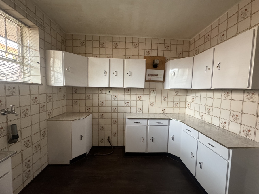 To Let 2 Bedroom Property for Rent in Parkhill Gardens Gauteng