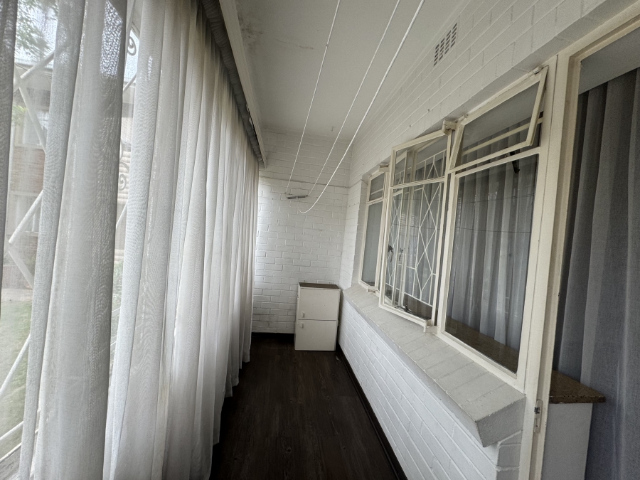 To Let 2 Bedroom Property for Rent in Parkhill Gardens Gauteng