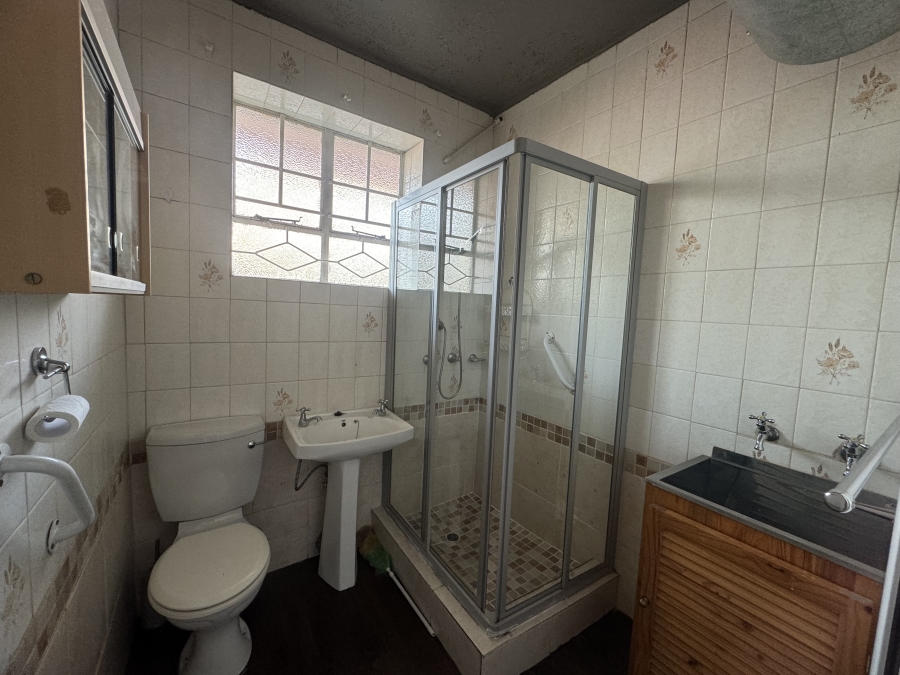 To Let 2 Bedroom Property for Rent in Parkhill Gardens Gauteng