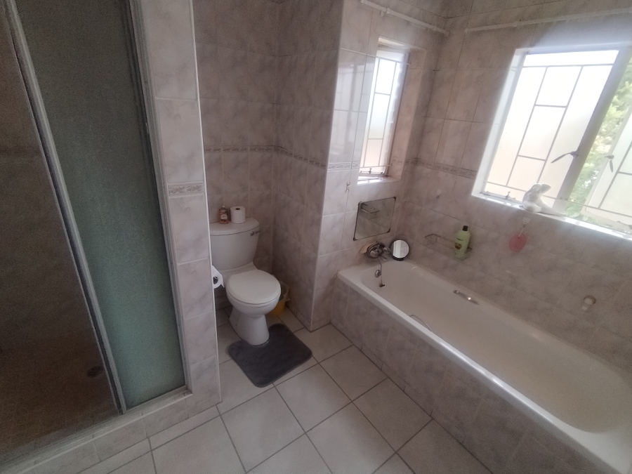 3 Bedroom Property for Sale in Eastleigh Gauteng