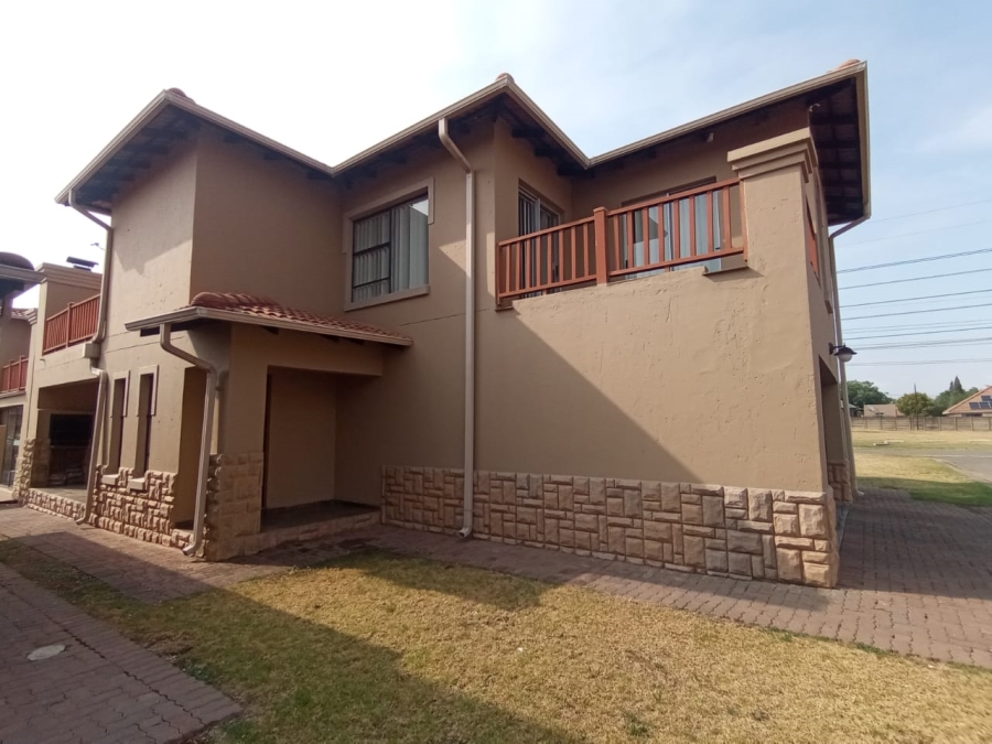 3 Bedroom Property for Sale in Risiville Gauteng