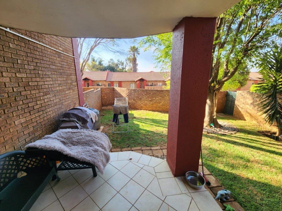 To Let 2 Bedroom Property for Rent in Moreleta Park Gauteng