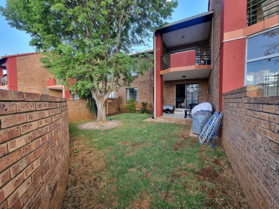 To Let 2 Bedroom Property for Rent in Moreleta Park Gauteng
