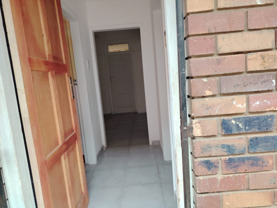 To Let 1 Bedroom Property for Rent in Pretoria Central Gauteng