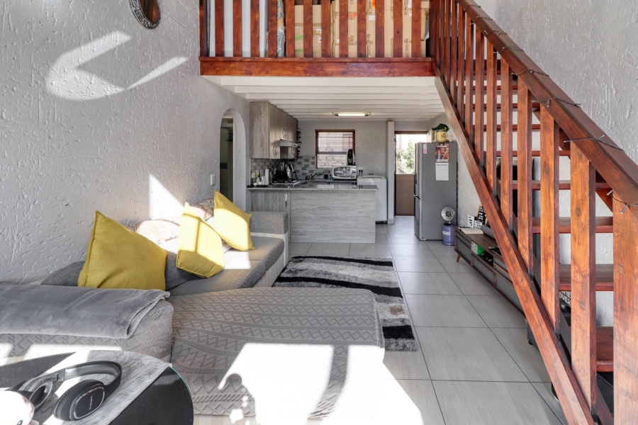 1 Bedroom Property for Sale in Lonehill Gauteng