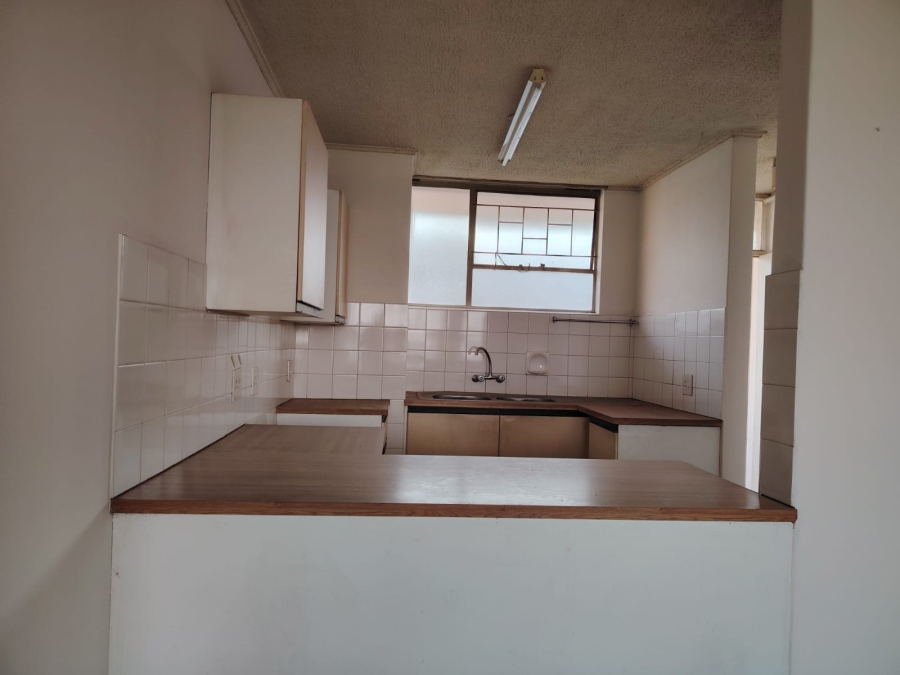 2 Bedroom Property for Sale in Gezina Gauteng