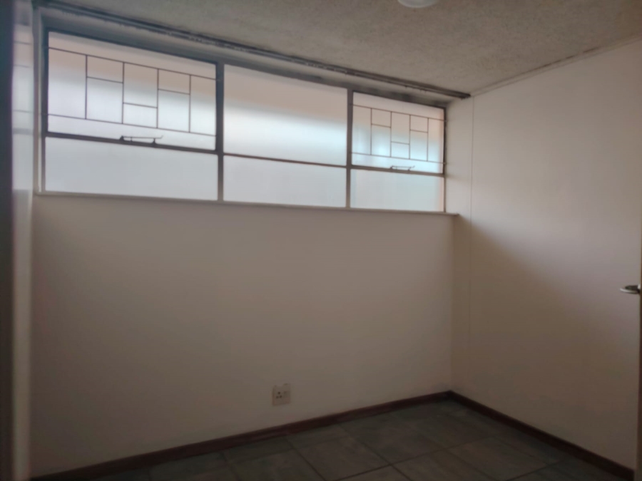 2 Bedroom Property for Sale in Gezina Gauteng