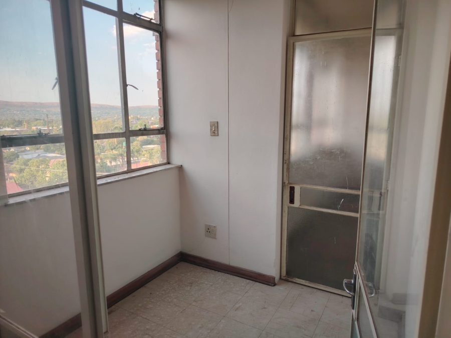 2 Bedroom Property for Sale in Gezina Gauteng