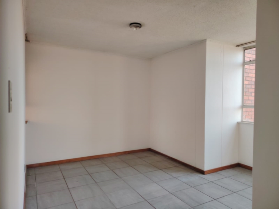 2 Bedroom Property for Sale in Gezina Gauteng
