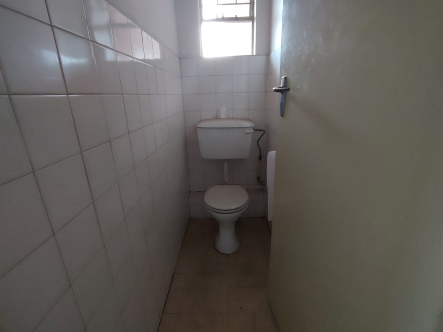 2 Bedroom Property for Sale in Gezina Gauteng