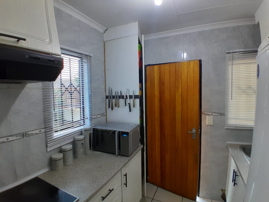 2 Bedroom Property for Sale in Danville Gauteng