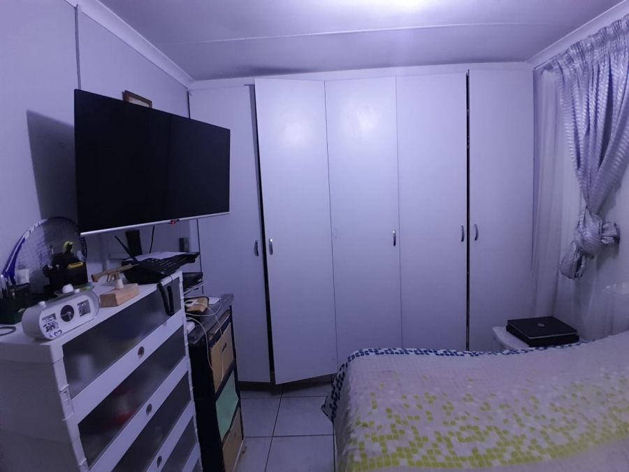 2 Bedroom Property for Sale in Danville Gauteng