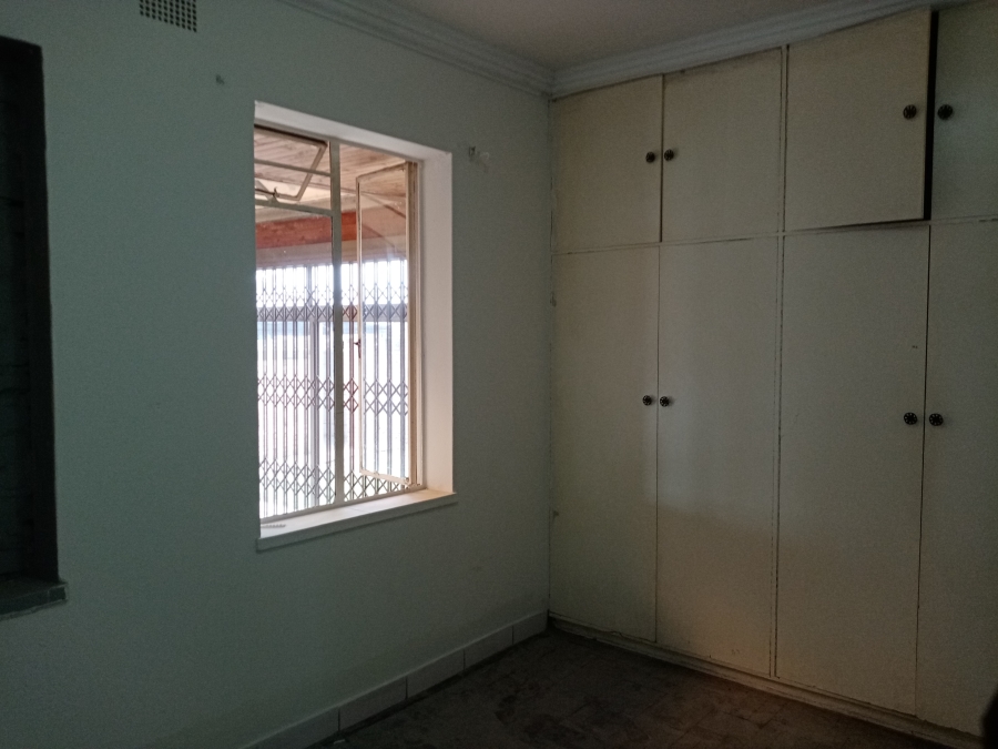 To Let 3 Bedroom Property for Rent in Selection Park Gauteng