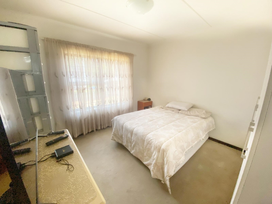 2 Bedroom Property for Sale in Carlswald Gauteng