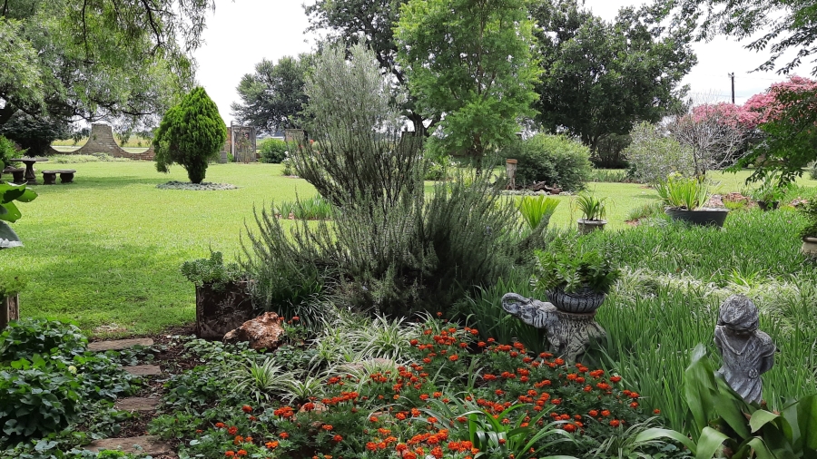 4 Bedroom Property for Sale in Miravaal Gauteng