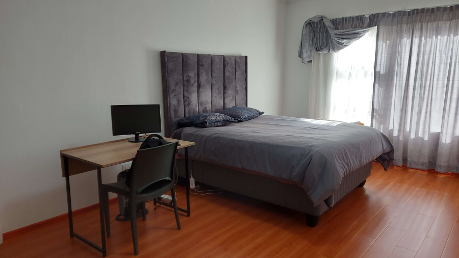2 Bedroom Property for Sale in Fairlead Gauteng