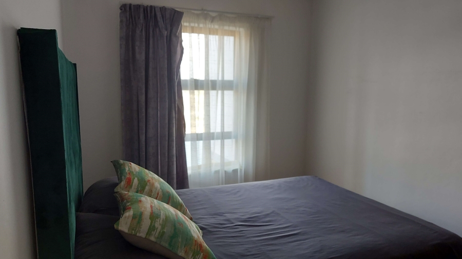 2 Bedroom Property for Sale in Fairlead Gauteng