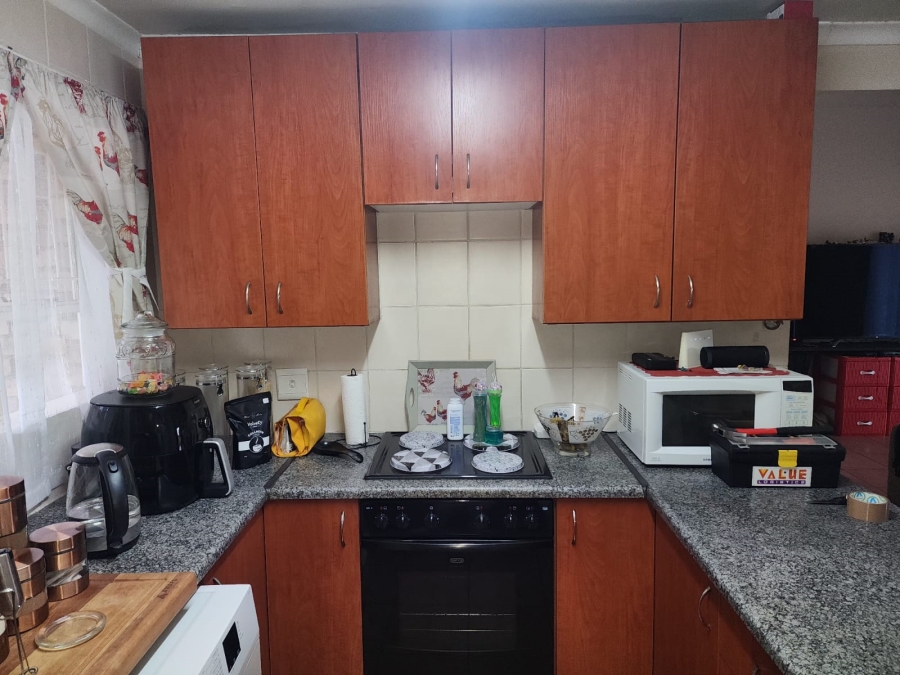 2 Bedroom Property for Sale in Montana Gauteng