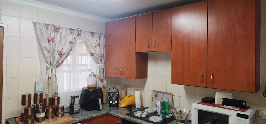 2 Bedroom Property for Sale in Montana Gauteng