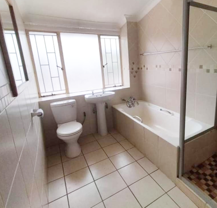 2 Bedroom Property for Sale in Sinoville Gauteng