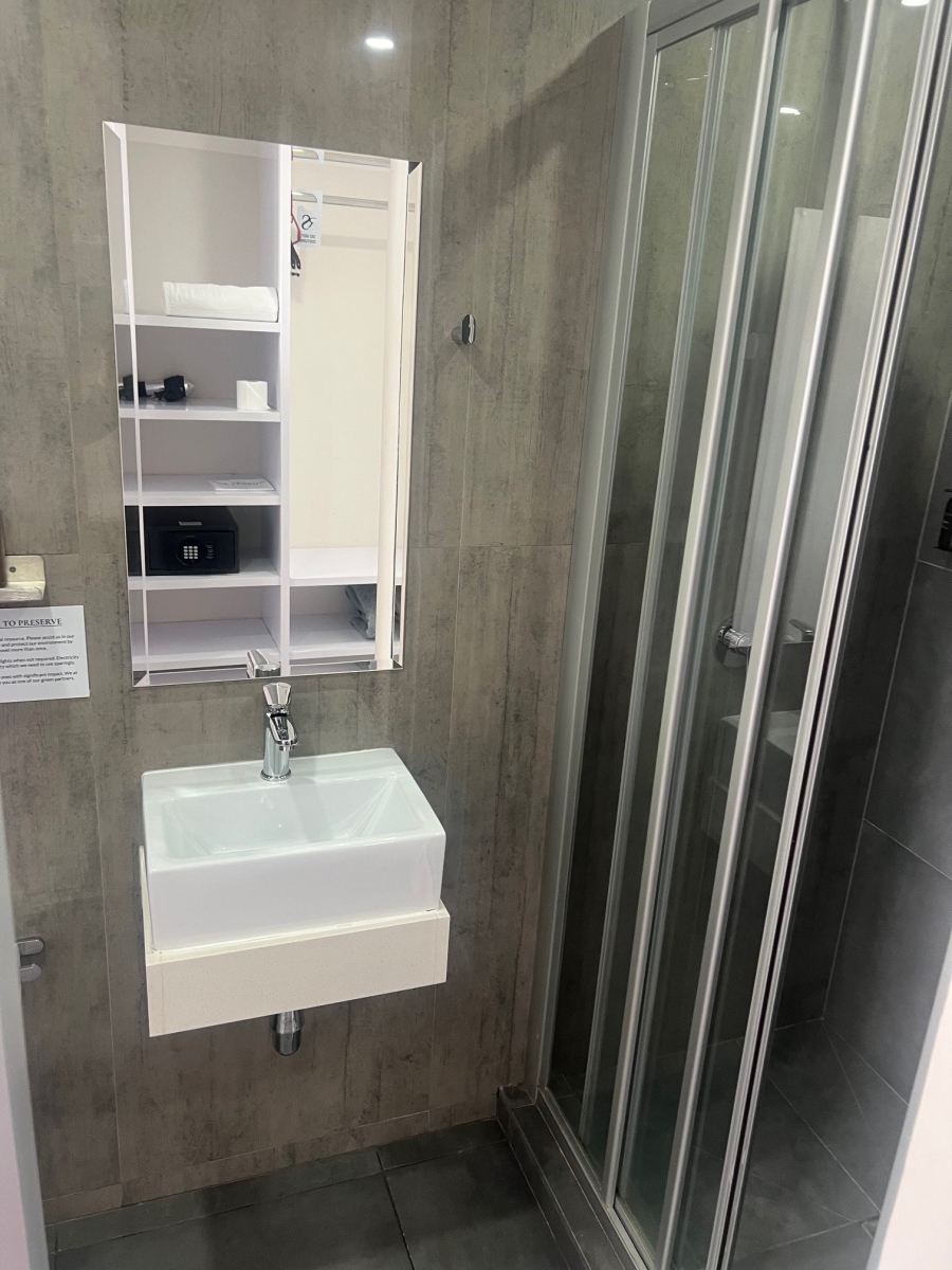 1 Bedroom Property for Sale in Illovo Gauteng