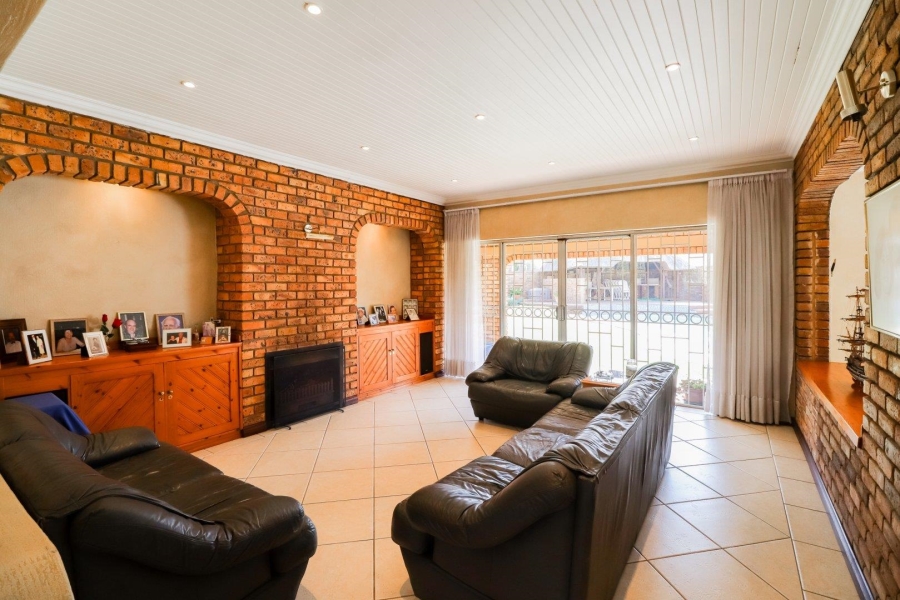 3 Bedroom Property for Sale in Alphen Park Gauteng
