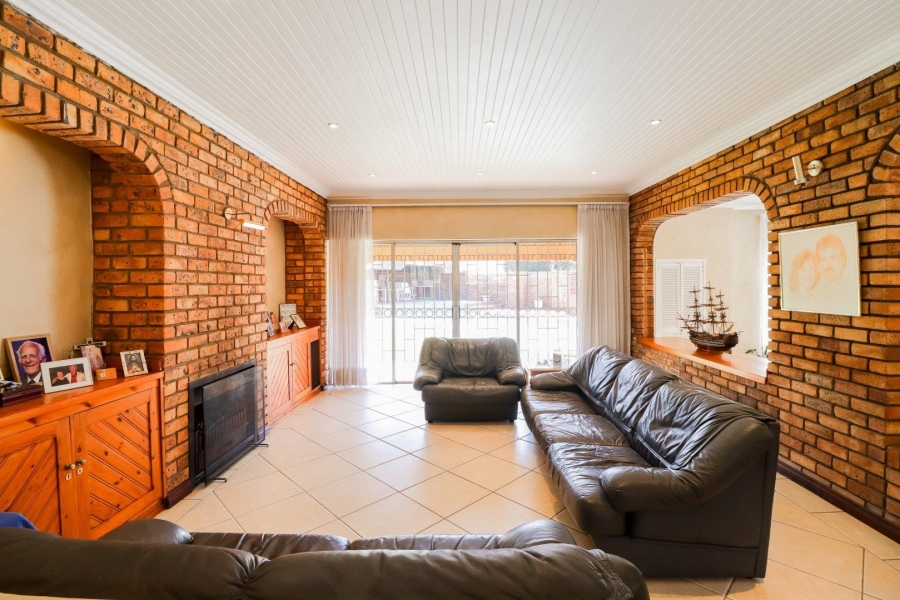 3 Bedroom Property for Sale in Alphen Park Gauteng