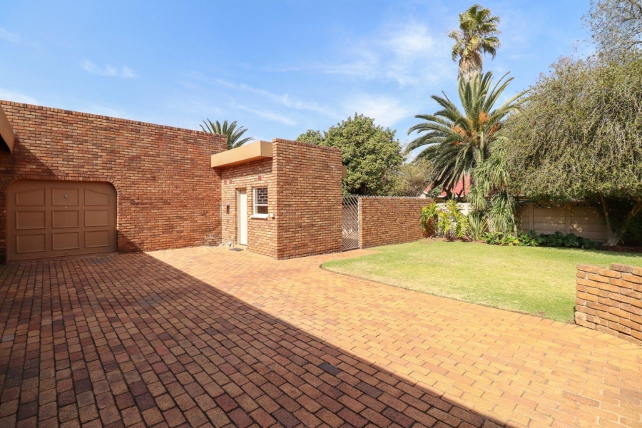 3 Bedroom Property for Sale in Alphen Park Gauteng