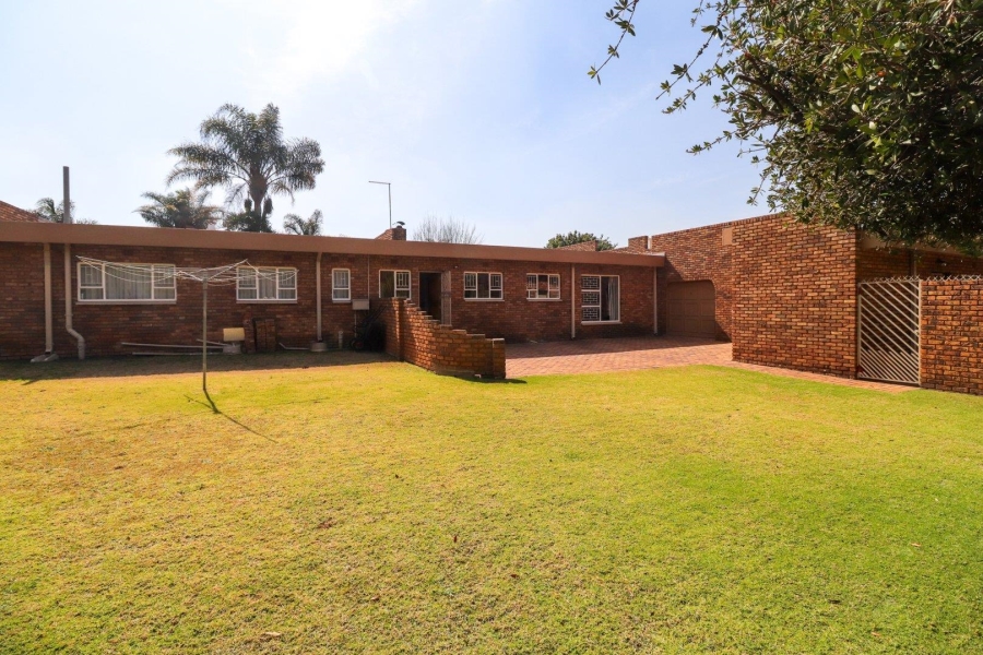 3 Bedroom Property for Sale in Alphen Park Gauteng