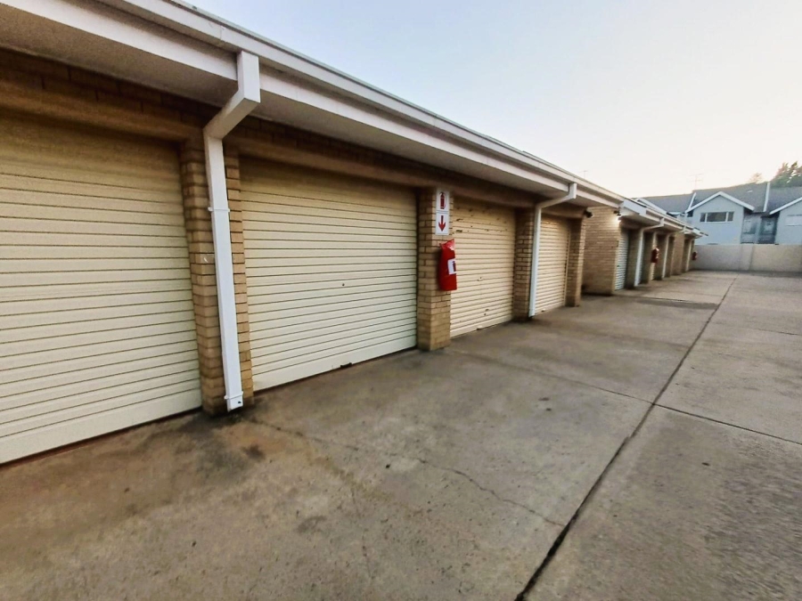 3 Bedroom Property for Sale in Three Rivers Proper Gauteng