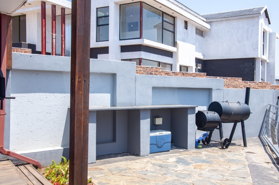 4 Bedroom Property for Sale in Eldo Village Estate Gauteng