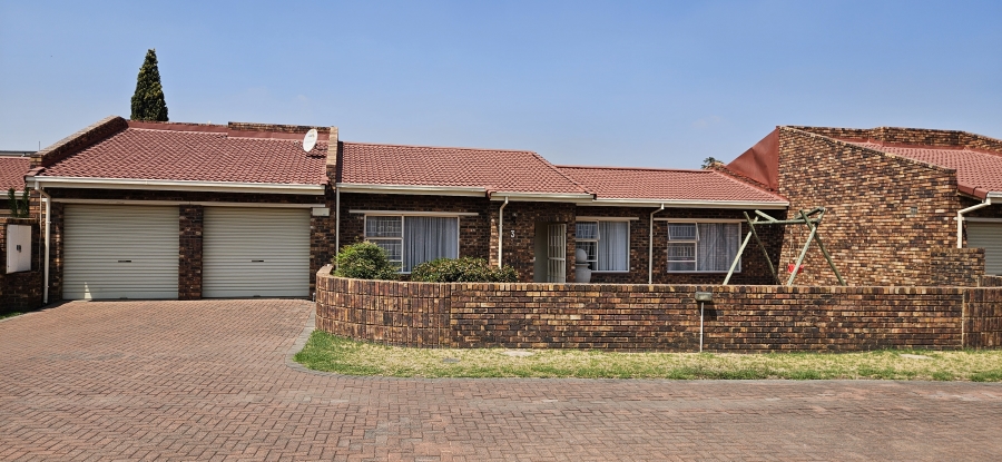 3 Bedroom Property for Sale in Three Rivers Gauteng