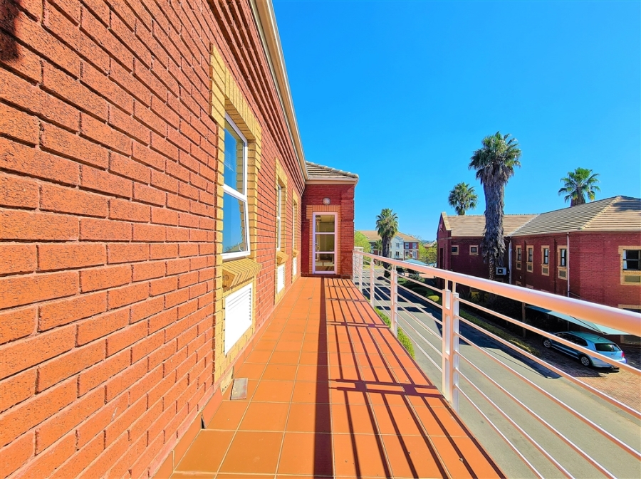 To Let commercial Property for Rent in Fourways Gauteng