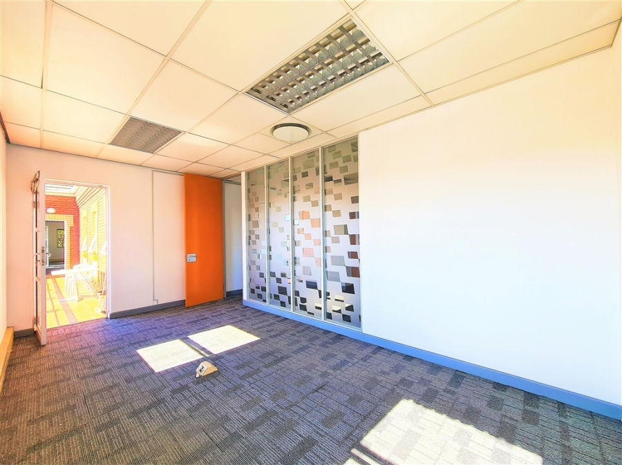 To Let commercial Property for Rent in Fourways Gauteng
