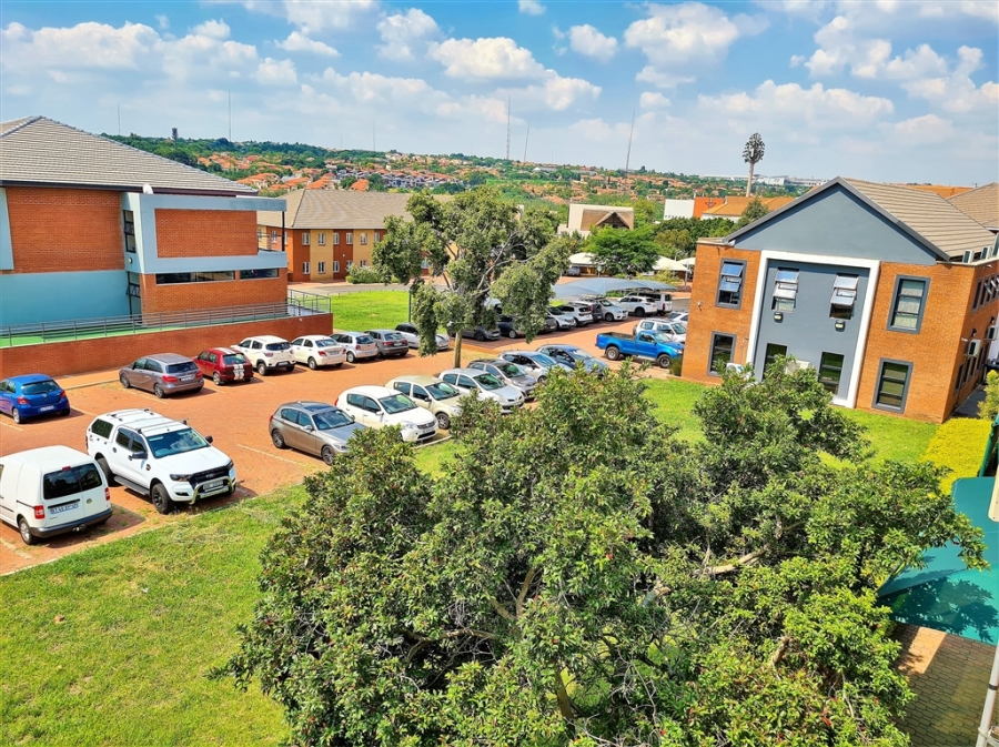 To Let commercial Property for Rent in Fourways Gauteng